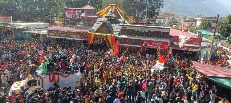 उत्तरकाशी में निकली शिव बारात, दिखी संस्कृति की झलक