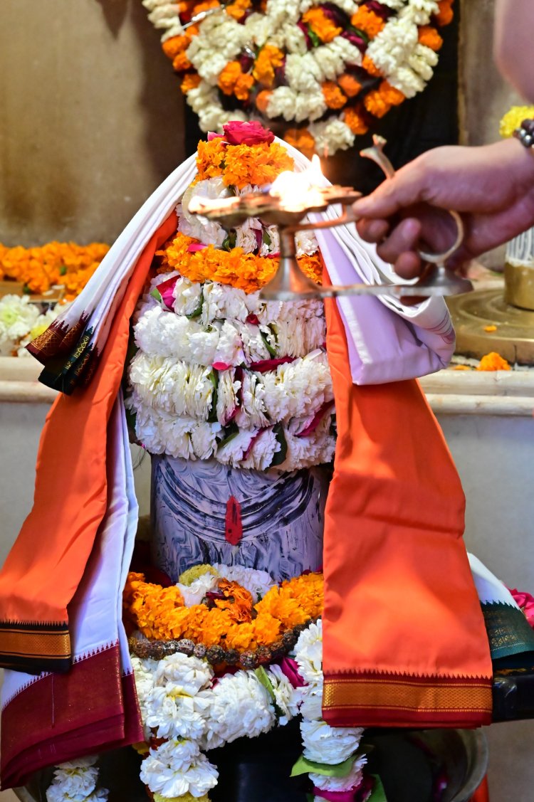 प्रयाग माघ मेले से काशी विश्वनाथ धाम पधारे भगवान 'कुंभेश्वर महादेव', शास्त्रोक्त विधि से पूजन