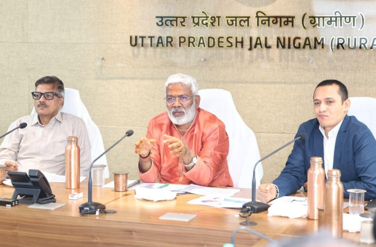 गर्मियों में किसी को भी नहीं होनी चाहिए पीने के पानी की किल्लत : जलशक्ति मंत्री