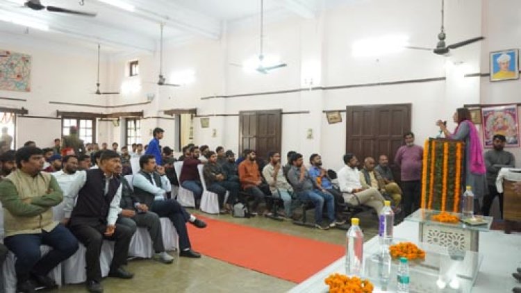 प्रभावी प्रशासन के लिए जमीनी स्तर पर क्रियान्वयन, नागरिक सहभागिता व तकनीकी नवाचार का संतुलन आवश्यक : स्मिता किंजल