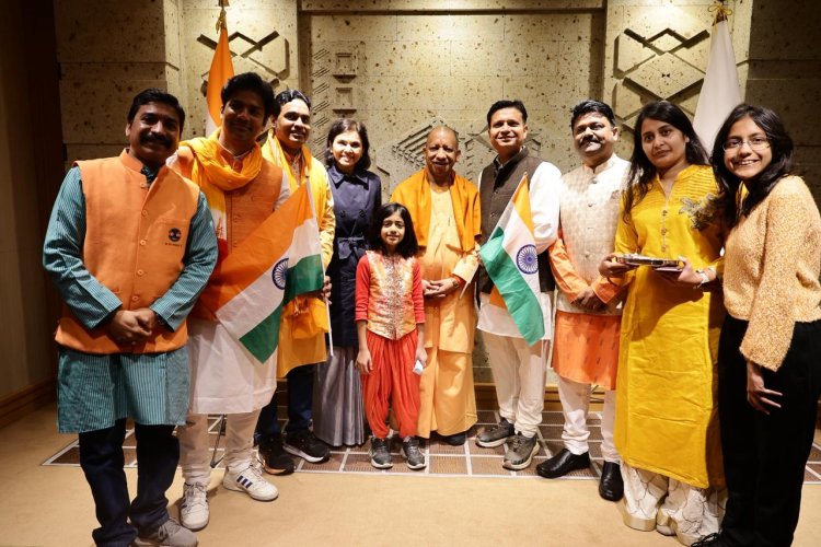 टोक्यो में उमड़ा अपनापन, प्रवासी भारतीयों ने किया मुख्यमंत्री योगी का जाेरदार स्वागत