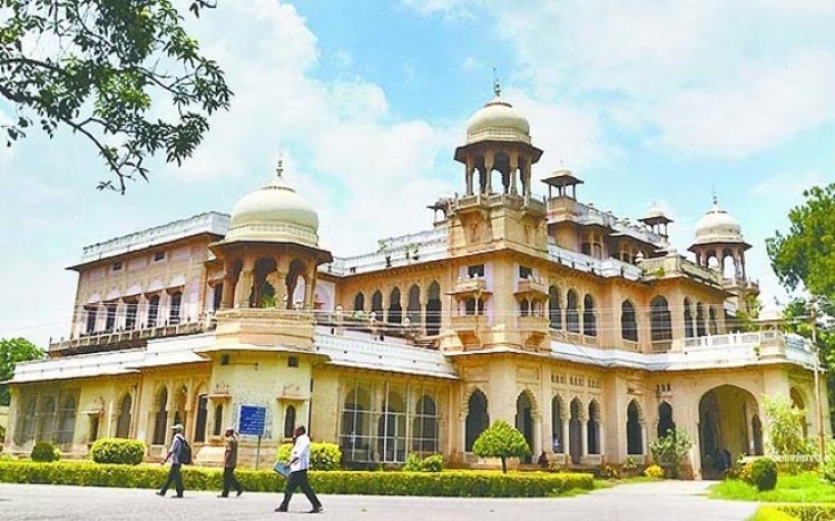 इलाहाबाद विश्वविद्यालय पुरा छात्रों के स्वागत को तैयार