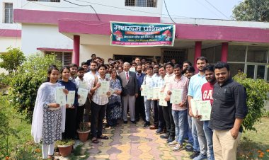 ईरान में फंसा झांसी का परिवार, परिजनों ने सरकार से लगाई सुरक्षित वापसी की गुहार