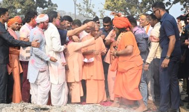 मर्यादा, जीवंतता, भक्ति व समरसता ही सनातन की ताकत : सीएम योगी