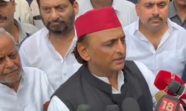 शंकराचार्य का आशीर्वाद मिलने से नकली संतों का उत्तर प्रदेश में होगा अंत : अखिलेश यादव