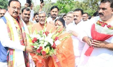 गैस सिलेंडर आपूर्ति को लेकर अफवाह गांधी और अफवाह यादव कर रहें दुष्प्रचार : केशव प्रसाद मौर्य