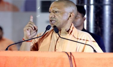 मुख्यमंत्री योगी ने सहारनपुर में मां शाकुंभरी देवी चैत्र नवरात्र मेला की तैयारियों के संबंध में की समीक्षा बैठक