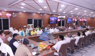 जौनपुर महोत्सव 24 से 26 मार्च तक शाही किले में, तैयारियों को लेकर हुई बैठक