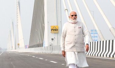 सरकार के मुखिया के तौर पर नरेन्द्र मोदी ने रचा कीर्तिमान, वरिष्ठ नेताओं ने मील का पत्थर बताया