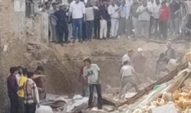 प्रयागराज में निर्माणाधीन मकान पर घर गिरने से एक मजदूर की मौत, दो घायल