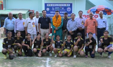 प्रयागराज की खेलो इंडिया महिला वॉलीबाल प्रतियोगिता में स्पोर्ट्स स्टेडियम विजेता, इविवि की टीम बनी उपविजेता