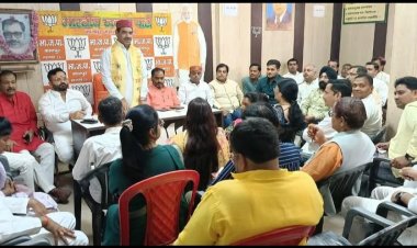 भाजपा के स्थापना दिवस हर घर पर फहराया जाएगा झंडा : अनिल दीक्षित