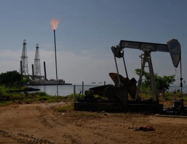 कच्चे तेल की कीमत में छह प्रतिशत से अधिक की गिरावट, भारत जैसे तेल आयातकों को मिलेगी राहत