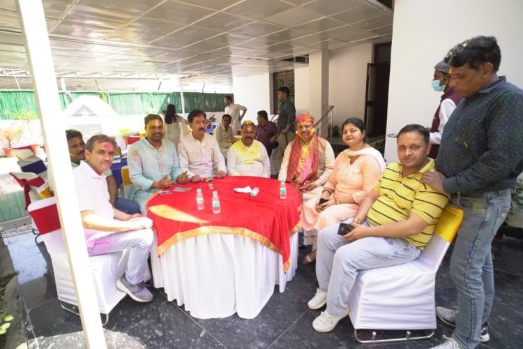 दिल्ली विधानसभा अध्यक्ष के आधिकारिक आवास पर होली मिलन समारोह आयोजित