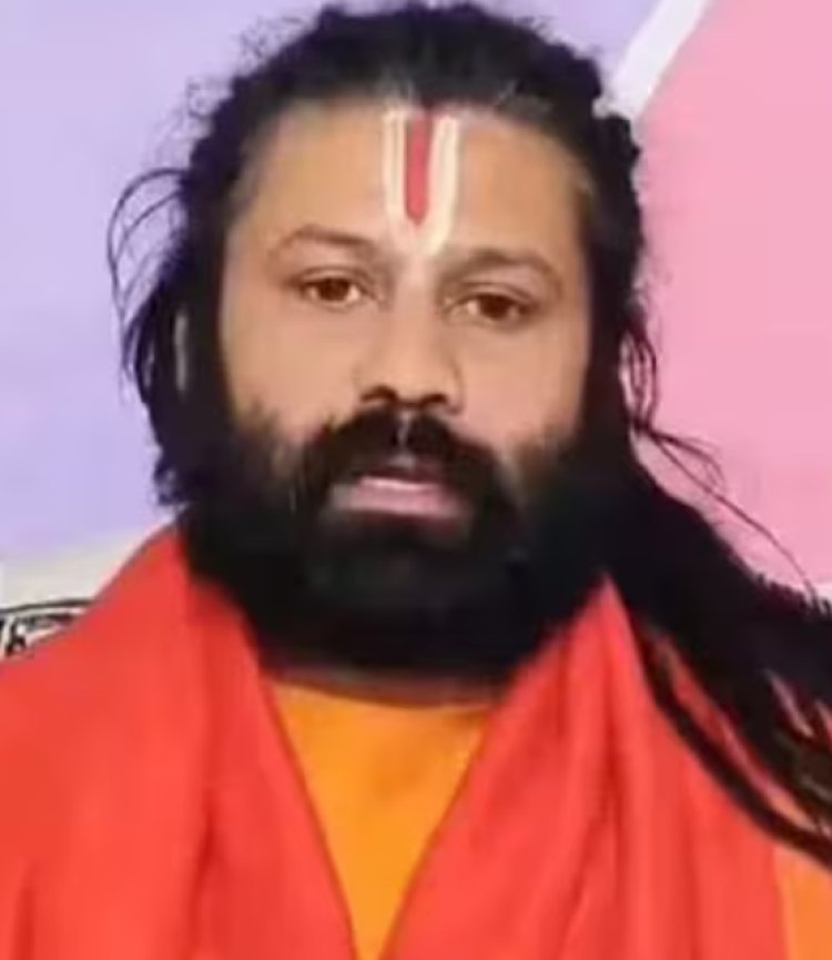चलती ट्रेन में श्रीकृष्ण जन्मभूमि प्रकरण के मुख्य वादी आशुतोष ब्रह्मचारी पर जानलेवा हमला, जांच में जुटी पुलिस