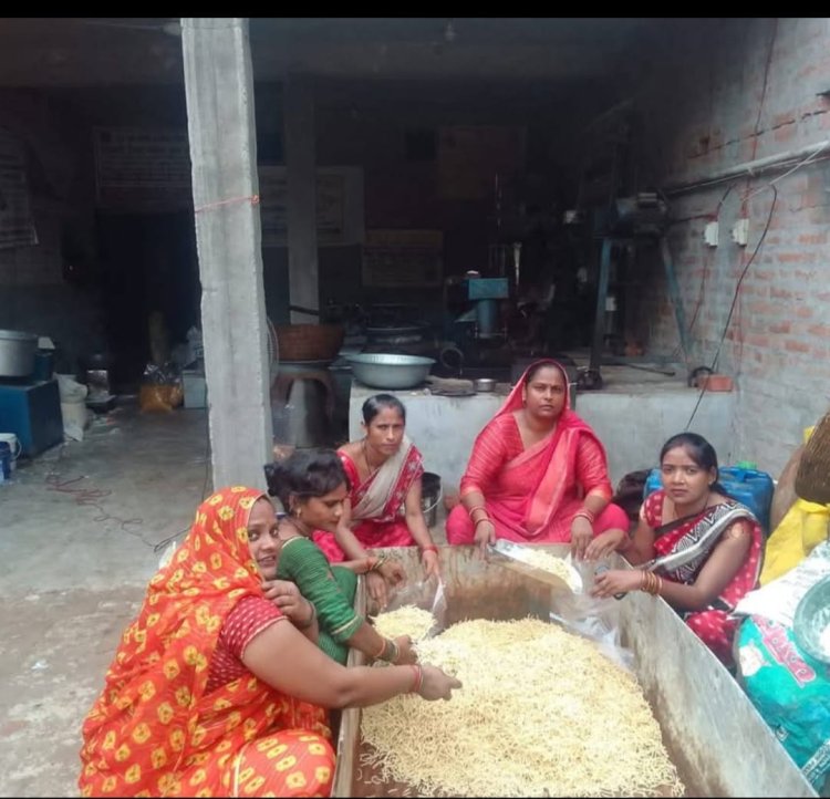 योगी सरकार में आत्मनिर्भर बन रहीं महिलाएं, कानपुर की बेटियों को मिली 'नई राह' : जिलाधिकारी