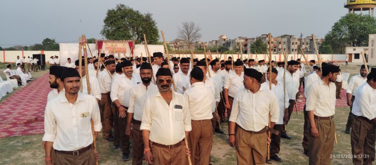 वर्ष प्रतिपदा पर अनुशासन का प्रदर्शन, शहर की सड़कों पर उतरे स्वयंसेवक