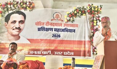 विधायक ने गिनाईं विकास योजनाएं, विपक्ष को दी बहस की चुनौती