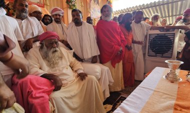 स्वामी अड़गड़ानंद के आगमन से जगतानंद आश्रम में उमड़ा जनसैलाब