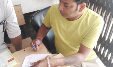 एलिक्सर एकेडमी स्कूल पर लटका ताला, बीएसए कार्यालय पहुंचें अभिभावक