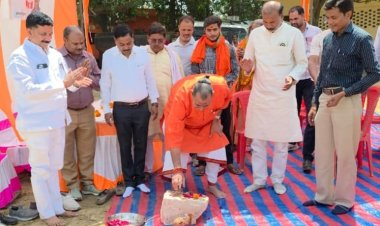 मीरजापुर में नरायनघाट पंप कैनाल पर कटाव निरोधक परियोजना का शिलान्यास