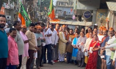 घर-घर जनसंपर्क कर गिनाईं उपलब्धियां, भाजपा नेता मनोज ने विपक्ष पर साधा निशाना