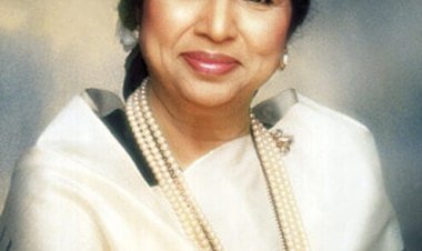 मुख्यमंत्री याेगी व रक्षा मंत्री ने आशा भोसले के निधन पर जताया दुख, अर्पित की श्रद्धांजलि