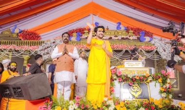 भारत हिन्दू राष्ट्र बनेगा, यह संकल्प हमारा है : पंडित धीरेंद्र कृष्ण शास्त्री