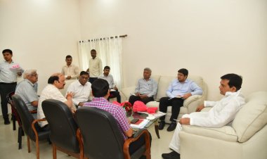 वाराणसी में विकास कार्यों को दें रफ्तार, गुणवत्ता से न हो कोई समझौता: एके शर्मा