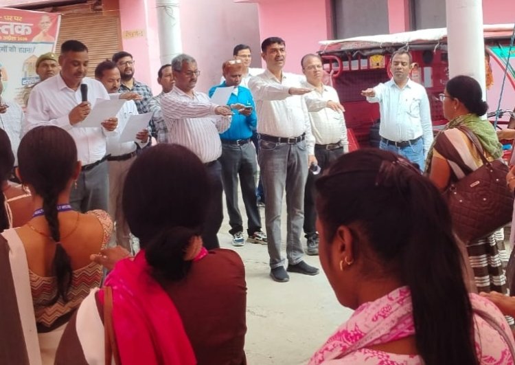 मच्छरों के खिलाफ ‘जंग’ की शुरुआत, डीएम ने दिलाई शपथ, रैली को दिखाई हरी झंडी