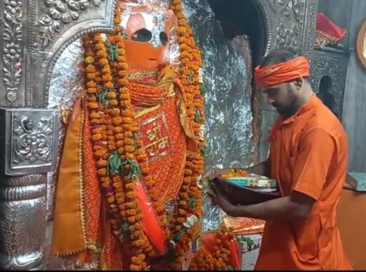 हनुमान जयंती पर पनकी धाम में उमड़ा आस्था का जनसैलाव