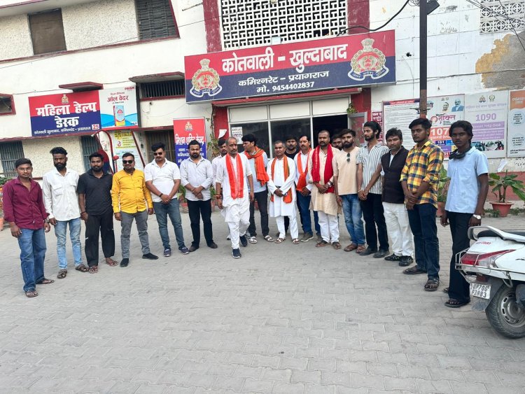 प्रयागराज में फूड कोर्ट पर छापा, गौवंश अधिनियम में चार गिरफ्तार