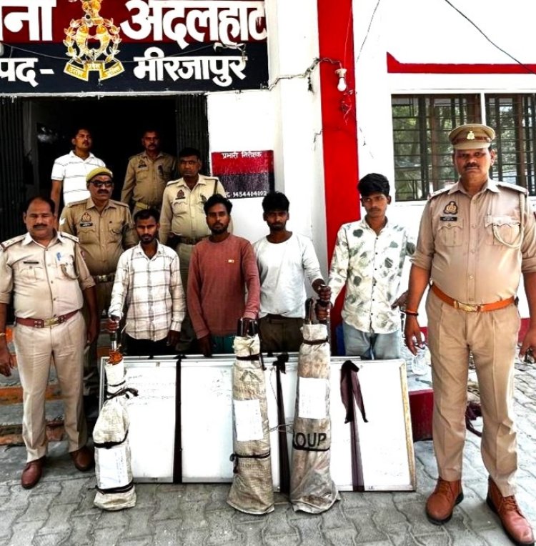 समरसेबल और सोलर प्लेट चोरी का खुलासा, चार गिरफ्तार