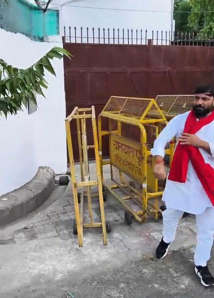 समाजवादी पार्टी ने लखनऊ की महापौर के बयान की निंदा, किया विरोध प्रदर्शन