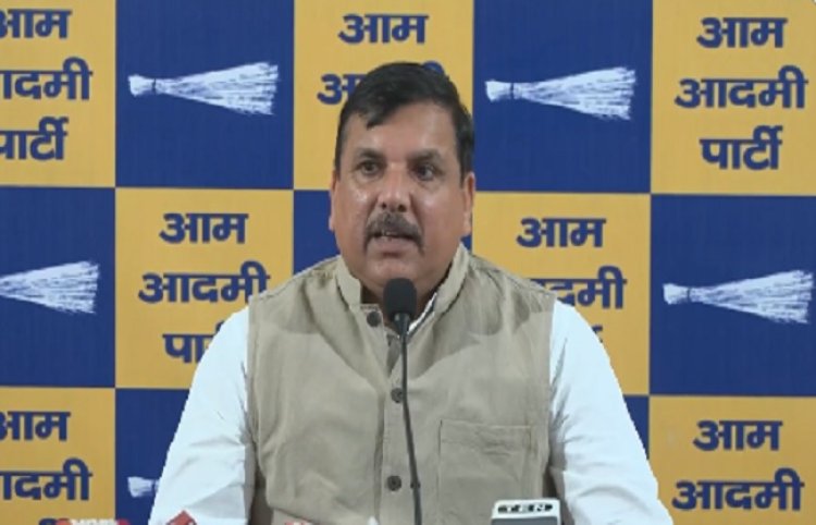 संजय सिंह ने केजरीवाल के आवास की तस्वीरों को बताया फर्जी, मानहानि का केस करने की चेतावनी