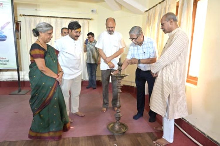 किताबों से दोस्ती ही सृजन की पहली सीढ़ी, साहित्य से दबी आवाजें बुलंद : डॉ. धनंजय चोपड़ा