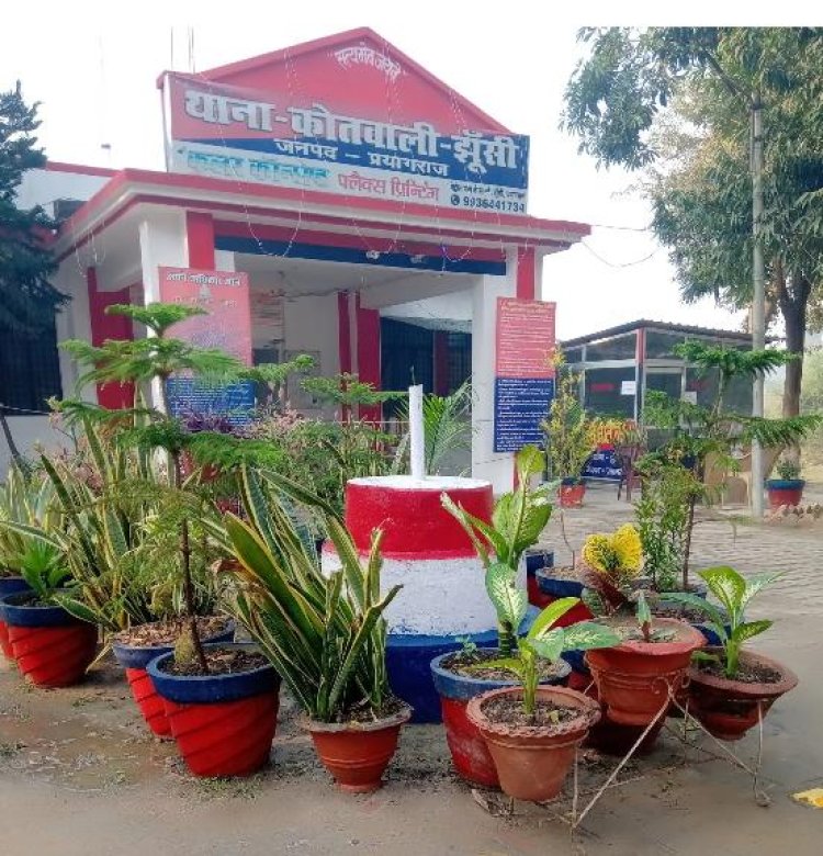 मोटरसाइकिल की टक्कर से हैंडलूम कर्मचारी की मौत