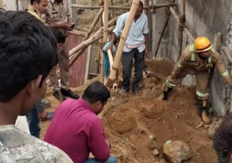 लखनऊ में निर्माणाधीन बिल्डिंग के बेसमेंट में मिट्टी धंसने से एक मजदूर की मौत, दूसरा घायल
