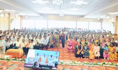लखीमपुर खीरी में शिक्षामित्रों का भव्य सम्मान: बढ़ा हुआ मानदेय खातों में हुआ अंतरित, खिले चेहरे