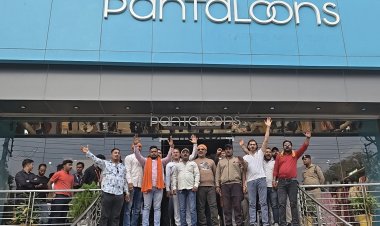 लेंसकार्ट के बाद अब पेंटालून में तिलक, कलावा को लेकर वबाल, हिन्दू संगठन का प्रदर्शन