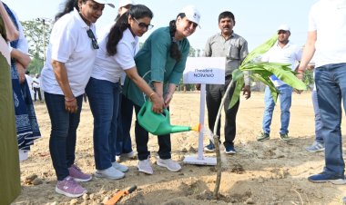 उत्तर मध्य रेलवे मुख्यालय में विश्व पर्यावरण दिवस पखवाड़े पर पर्यावरण जागरूकता साइकिल रैली व पौधरोपण