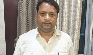 एंटी करप्शन टीम ने लेखपाल को 10 हजार की घूस लेते पकड़ा