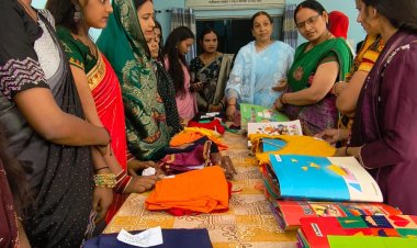 सिलाई और ब्यूटीशियन के 100 दिवसीय प्रशिक्षण कार्यक्रम का समापन