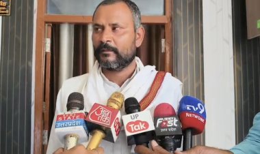 भ्रष्टाचार के खिलाफ युवक का बीडीओ कार्यालय पर धरना प्रदर्शन और आमरण अनशन