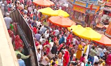 चारधाम यात्रा व्यवस्थाओं का जायजा लेने हरकी पौड़ी पहुंचे जिलाधिकारी