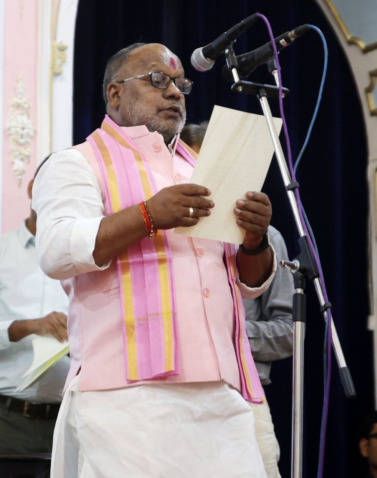 वाराणसी के भाजपा जिलाध्यक्ष व एमएलसी हंसराज विश्वकर्मा को योगी कैबिनेट में मिली जगह