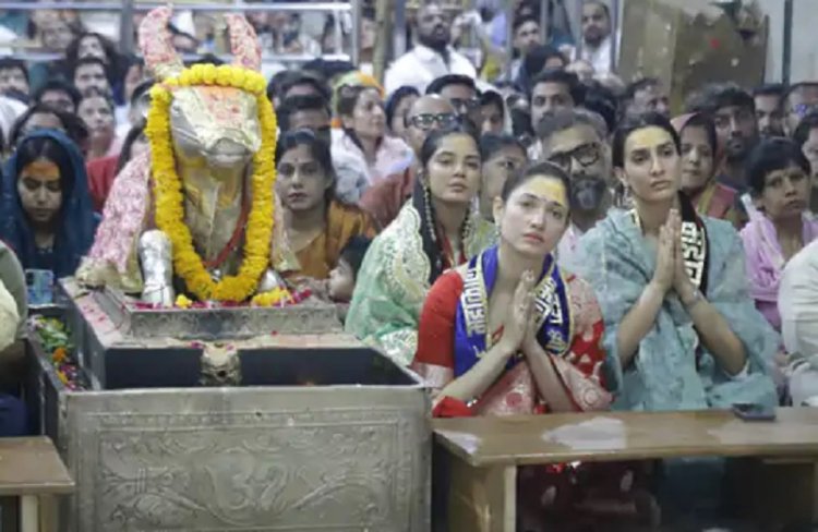 अभिनेत्री तमन्ना भाटिया ने किए बाबा महाकाल के दर्शन, भस्म आरती में हुईं शामिल