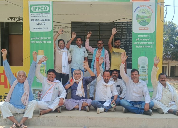 गेहूं खरीद शुरू न होने से भड़के किसान, क्रय केंद्र पर किया प्रदर्शन