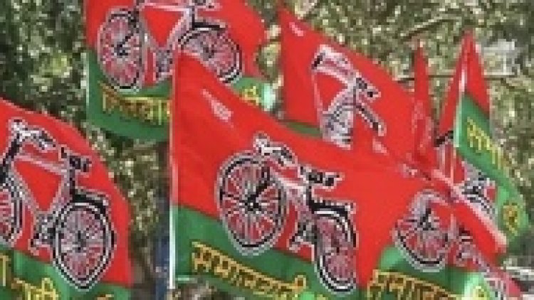 सपा ने बांदा जिले की जिला कार्यकारिणी समेत सभी प्रकोष्ठ भंग किए