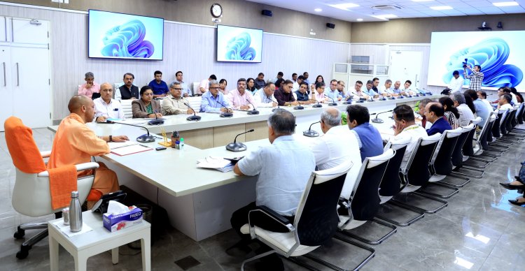 प्रधानमंत्री की अपील के बाद मुख्यमंत्री योगी का बड़ा फैसला, मंत्रियों की फ्लीट में 50 फीसदी की कटौती के दिये निर्देश